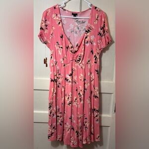 New Without Tags - Women’s Torrid Floral Dress - size 1
